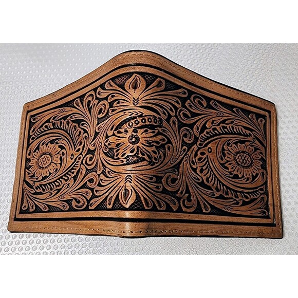Mens Tan Leather Bi-fold Wallet Floral Tooled by Ranger Belt Company C1301B - Picture 5 of 9